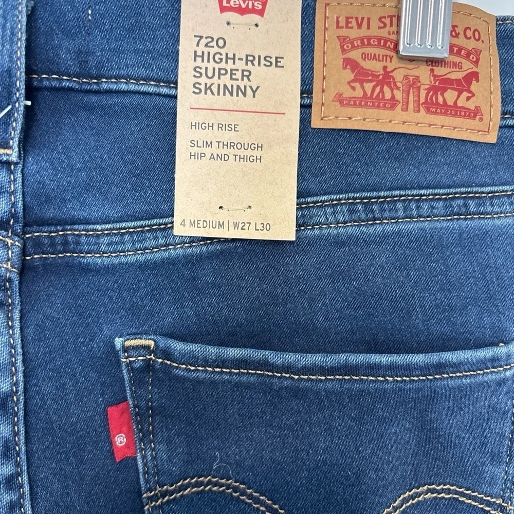 Levis high rise